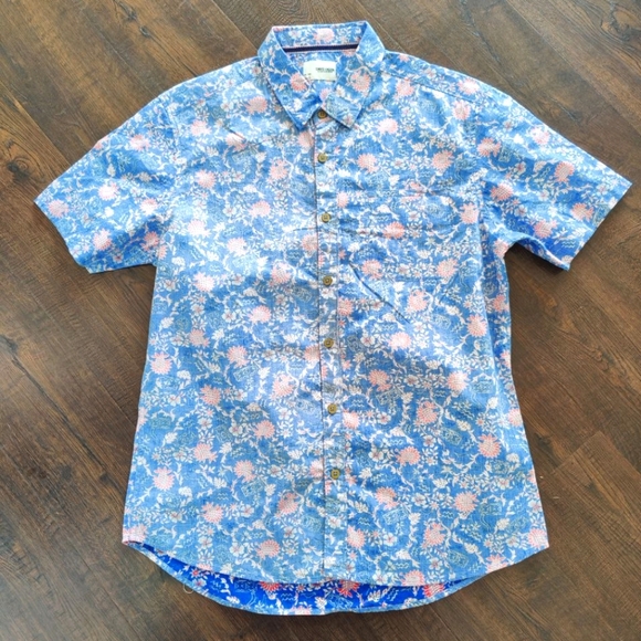 Men's Hawaiian Button Up Shirt - Picture 1 of 8